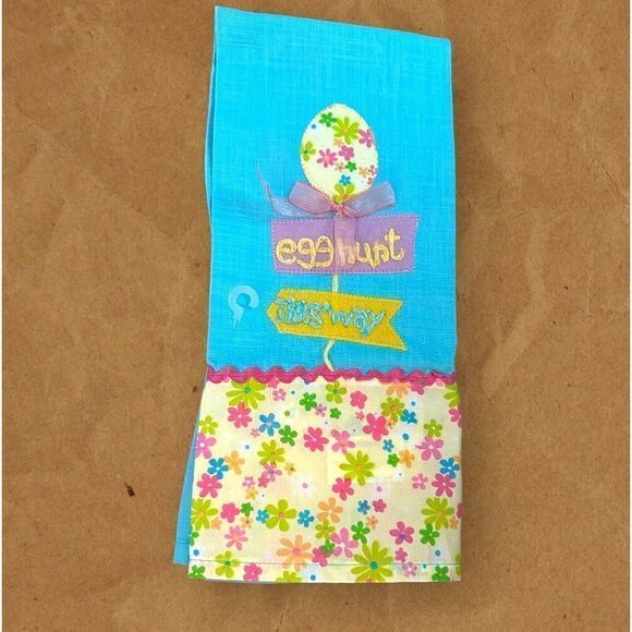 Pier 1 Imports Easter Kitchen Dish Towel 100% Cotton Easter Egg Hunt Hand Towel - Picture 1 of 7